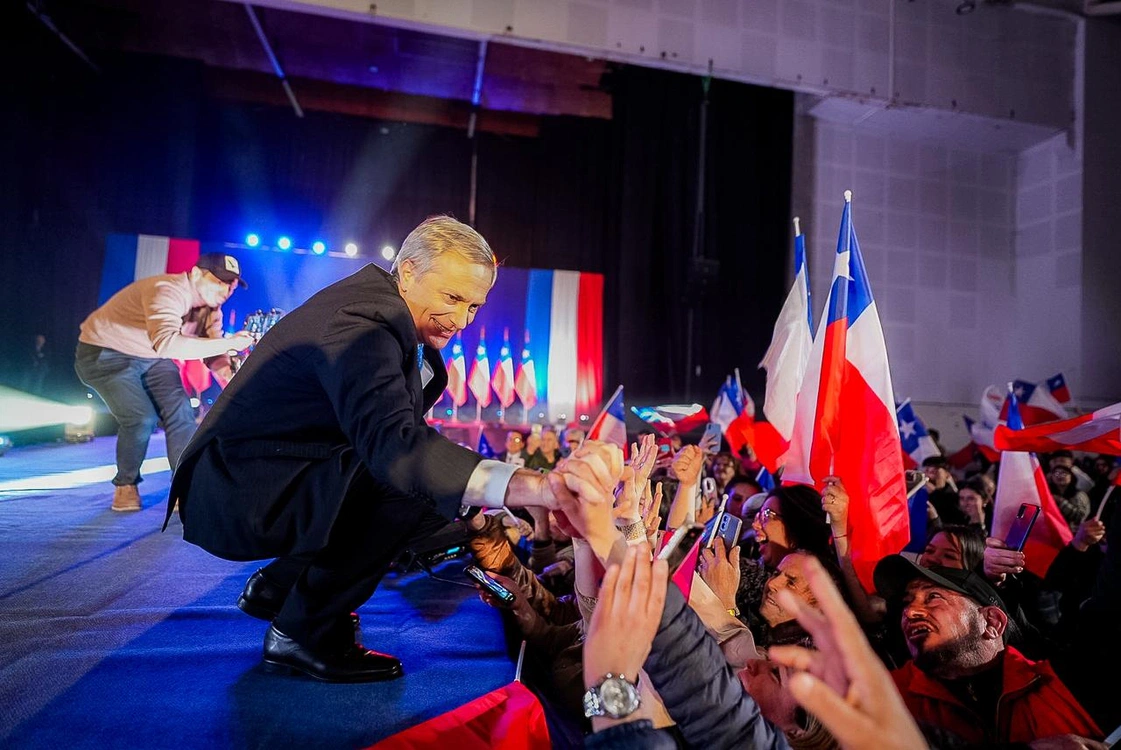 Wielki sukces prawicy w Chile – nowy prezydent José Antonio Kast jest zdecydowanie za życiem