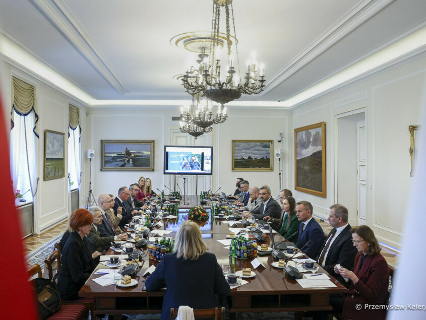 Rada Rodziny i Demografii o kompleksowym modelu przeciwdziałania kryzysowi demograficznemu w Polsce