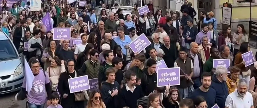 Portugal: Over 30 1000  people protested against euthanasia and abortion
