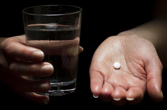 Koncerny nie informują o następstwach stosowania pigułki aborcyjnej? Amerykański senator wszczyna śledztwo