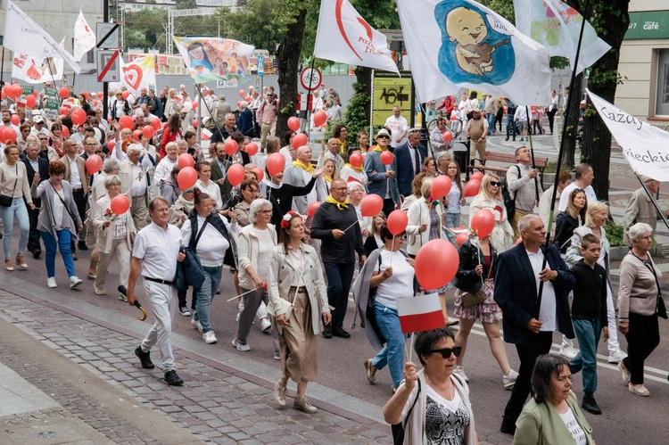 Idę z wdzięczności - doroczny słupski Marszu dla Życia i Rodziny.