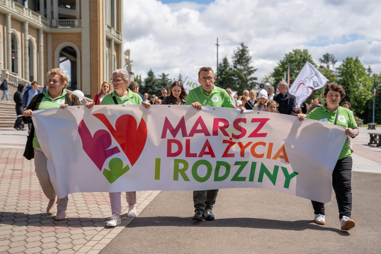 Marsz dla zycia i rodziny 12 scaled